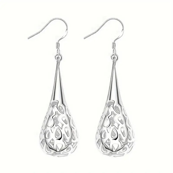 NWOT - Hallow Droplet Dangle Earrings - Picture 2 of 7